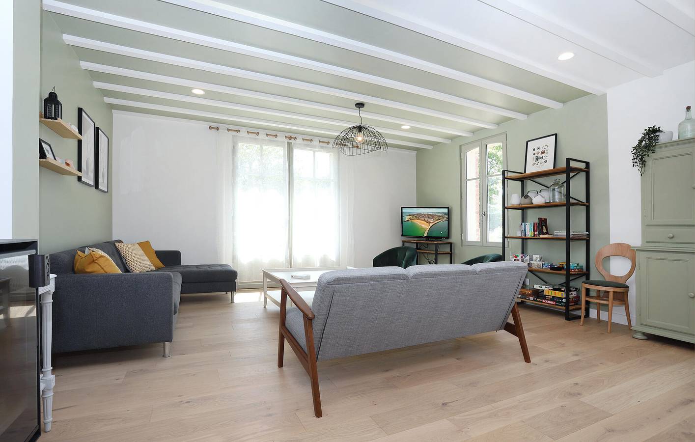 Appartement en bord de mer avec jardin et parking, à 900 m de Grève de Garel in Le Minihic-sur-Rance, Région de Saint-Malo