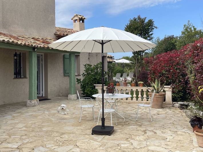 Chambre d’hôte pour 3 personnes, avec piscine et jardin
