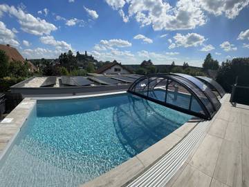 Ferienwohnung für 2 Personen, mit Whirlpool und Pool sowie Sauna und Garten, kinderfreundlich in Lahntal-Westerwald