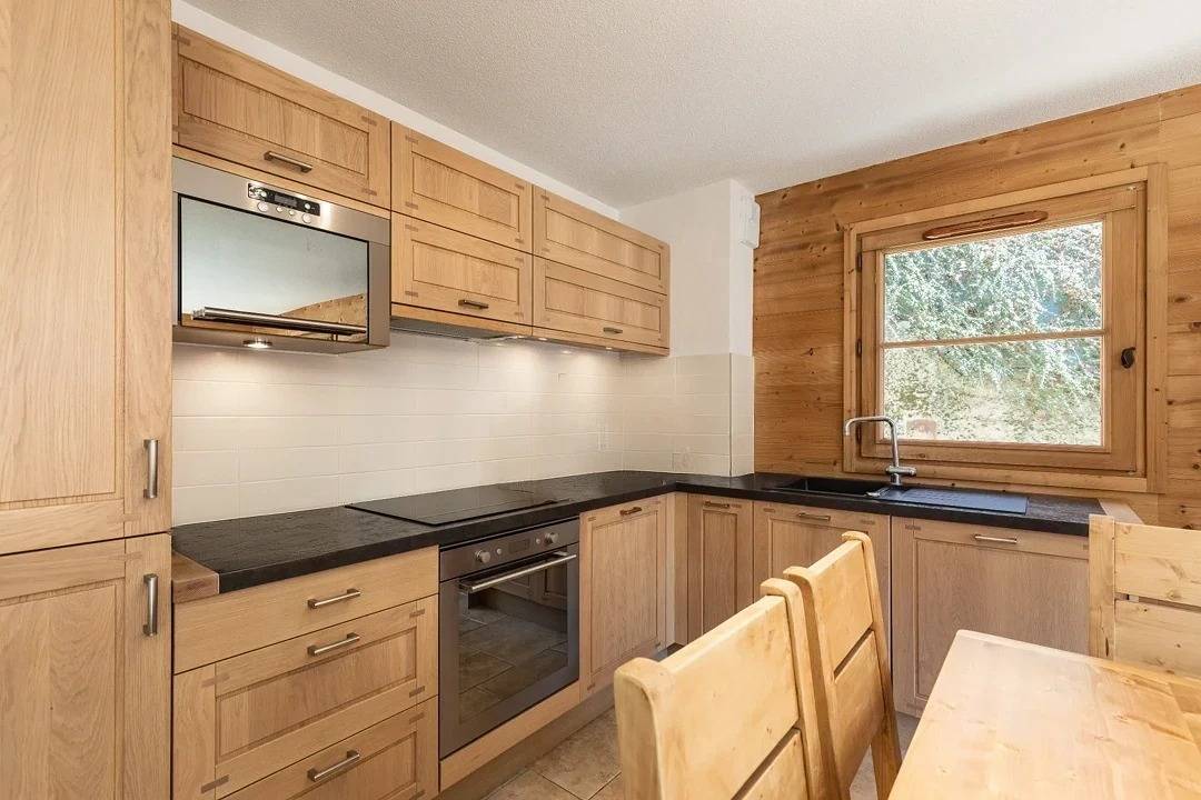 Appartement de vacances entier, 3*, 8 pers, 3 chambres, proche pistes, terrasse sud, vue montagne in La Clusaz, Région d'Annecy