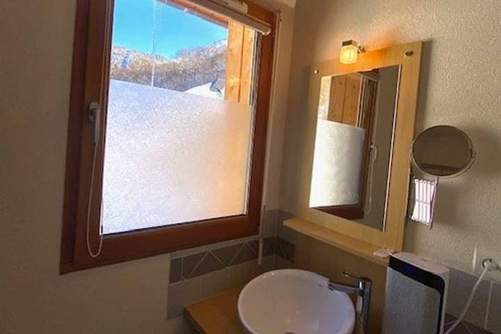 Ganze Wohnung, T2 cosy, 4 pers, tout confort, garage, balcon Sud-Ouest, Wifi, proche Thermes et commerces in Sers, Nationalpark Pyrenäen