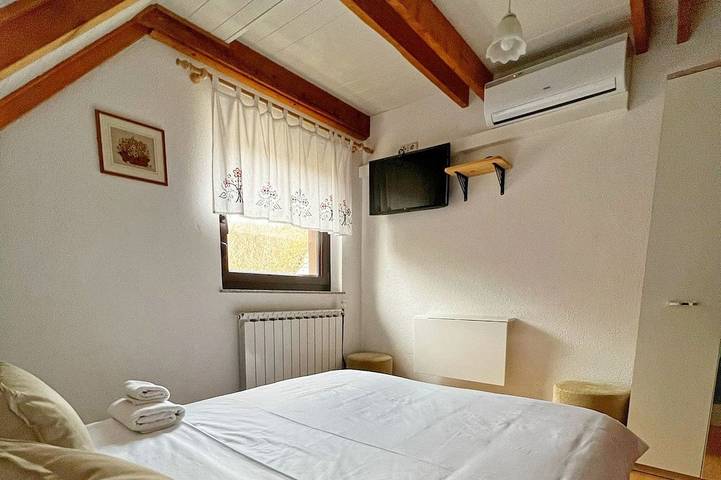 Ganze Wohnung, Zimmer Radmila, (8425), Plitvicka jezera, hr in Smoljanac, Plitvicer Seen