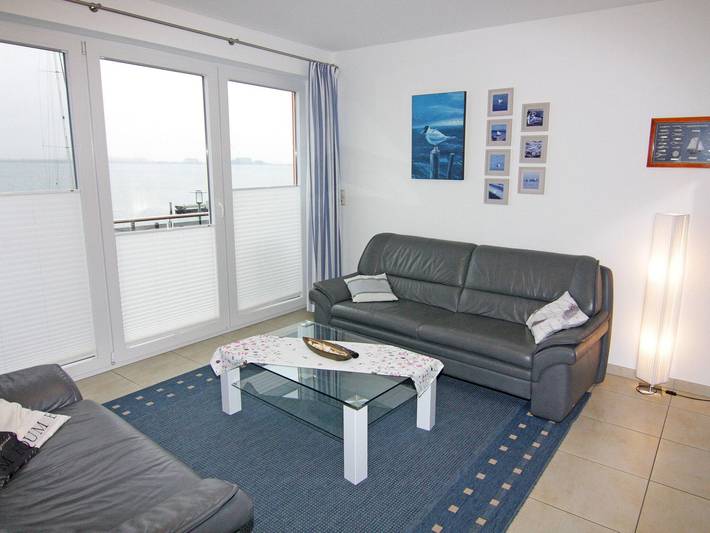 Ganze Wohnung, Ferienwohnung Seemöwe im Fährhaus Vieregge in Vieregge, Neuenkirchen (Rügen)