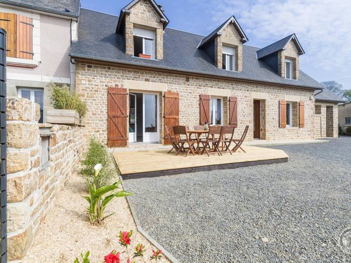 Gîte pour 8 personnes, avec terrasse