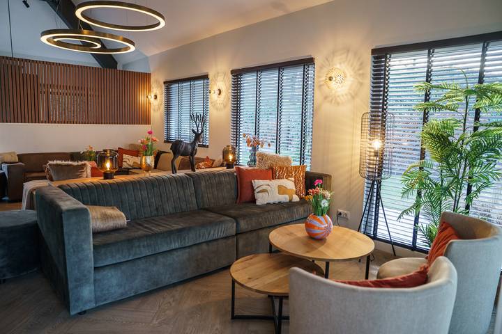 Vakantiepark Latour — Wellness-Villa mit 2 Saunen, Jacuzzi & Grill-Kota | 18 Personen in Oirschot, Nordbrabant
