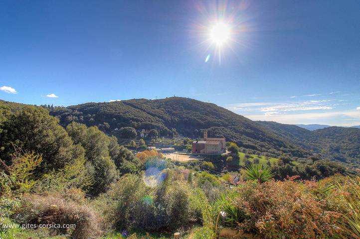 Gîte pour 2 personnes, avec Terrasse ainsi que Jardin et Vue à Sainte-Lucie-de-Tallano - 3