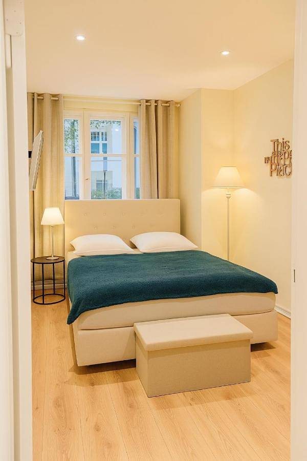 Ganze Wohnung, Two-Bedroom Apartment in Steglitz Berlin, Berlin