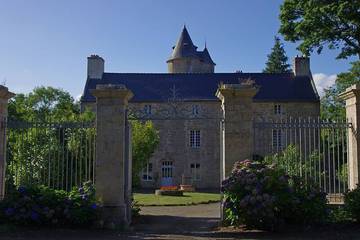 Gîte pour 18 personnes, avec jardin et terrasse, animaux acceptés à Pabu