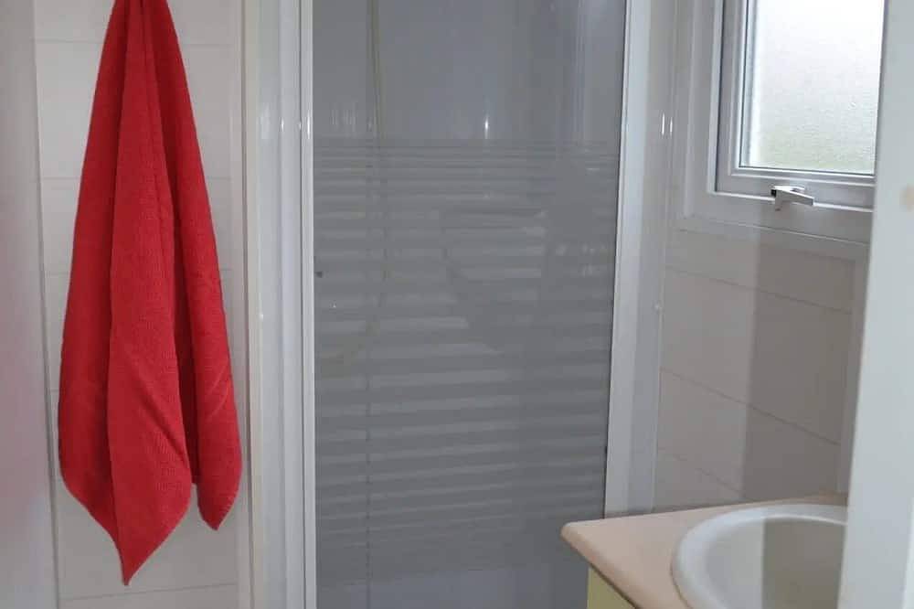Zecamping 4* parc aquatique et piscine chauffée mobil-home Tv 27m2 in Monceaux-sur-Dordogne, Région de Tulle