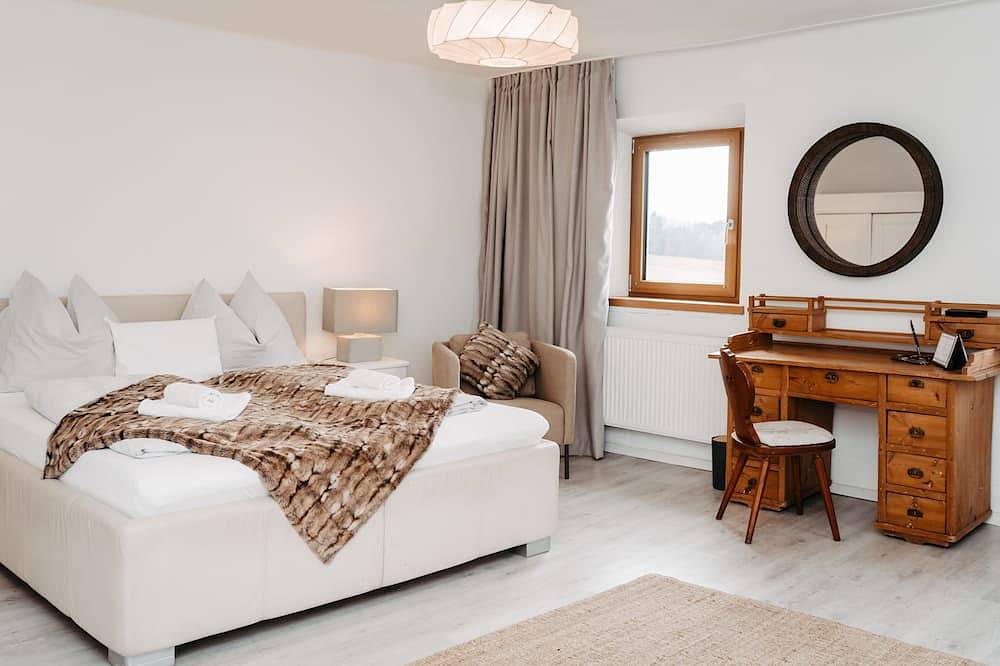 Chalet Wiesengut Romantische Alleinlage Mit Pool und Whirlpool in Salzkammergut-Berge, Adnet