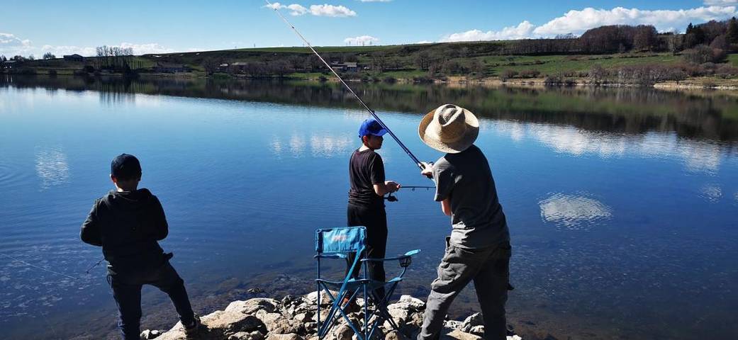 Location de vacances pour 12 personnes, avec terrasse et vue, animaux acceptés dans Lac de Saint-Front