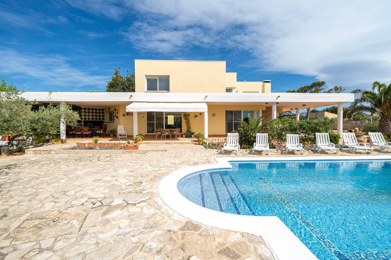 Casa de vacaciones "Vila Roser" cerca del mar con piscina privada y Wi-Fi in La Ametlla de Mar, Costa Dorada