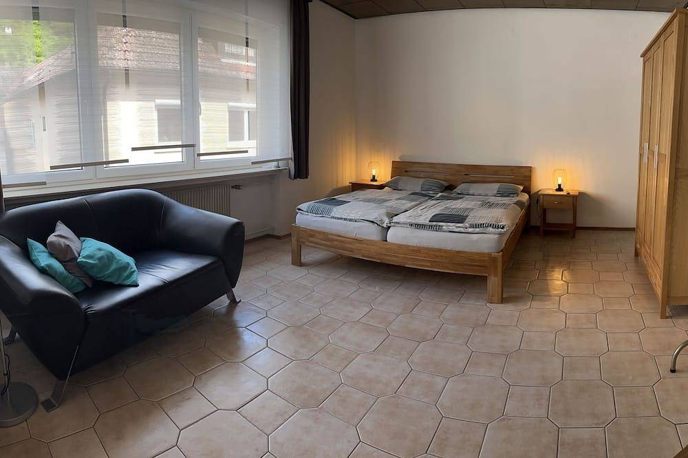 Ganze Wohnung, Ferienwohnung im Maintal in Karlstadt, Fränkisches Weinland