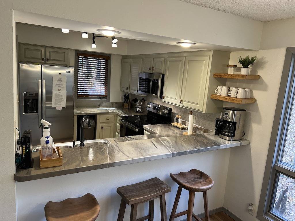 Ganze Wohnung, Thematische Eigentumswohnung der auf Lager angelnden Kabine auf See Ouachita in Lake Ouachita