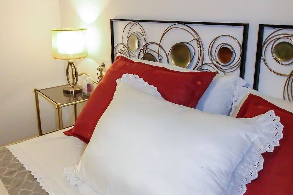Apartamento entero, Nuevo lujo, romántico y acogedor apartamento in Arcade, Sotomayor