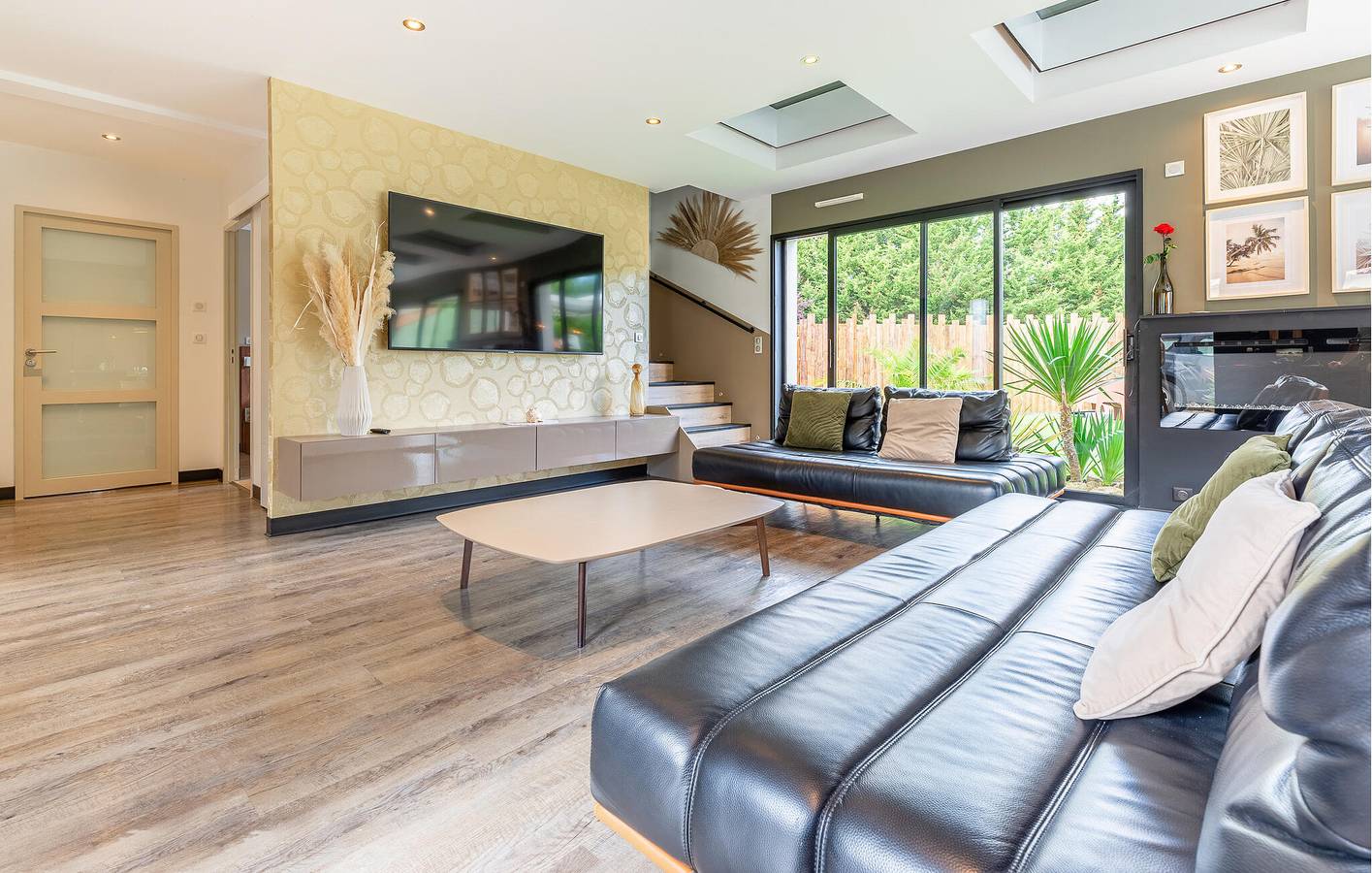 Gemütliche Wohnung mit Pool, Garten und Flussblick, in der Nähe von L'Ognon in Saint-Aignan-Grandlieu, Nantes und Umgebung