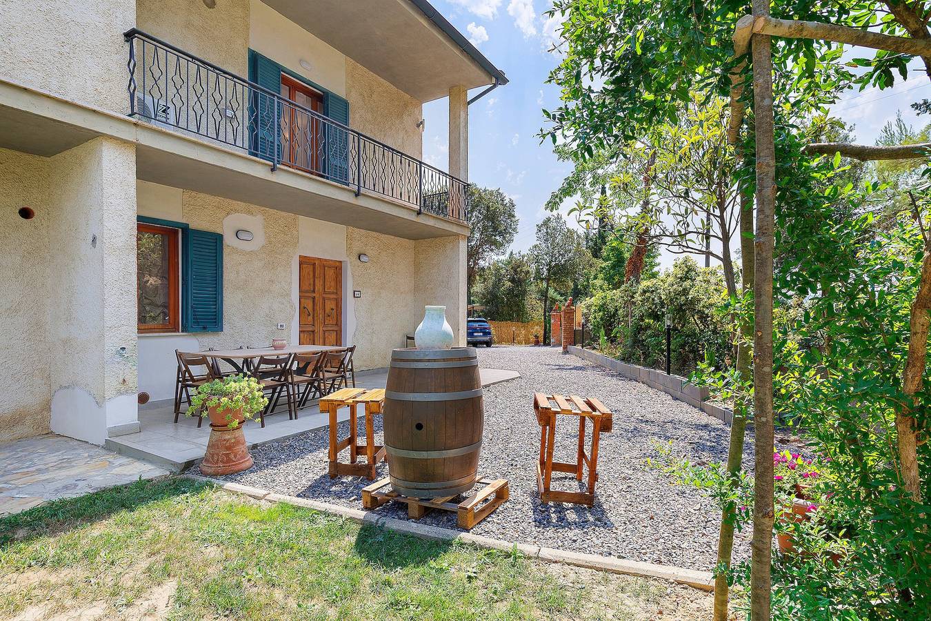 Ganze Wohnung, Apartment 'Terra' mit Gemeinschaftspool, Garten und Wlan in Volterra, Pisa Provinz