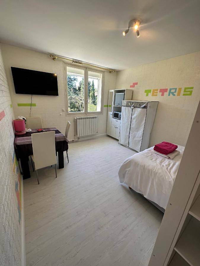 Maison d’hôte pour 4 personnes, avec vue ainsi que terrasse et jardin à Castres - 2