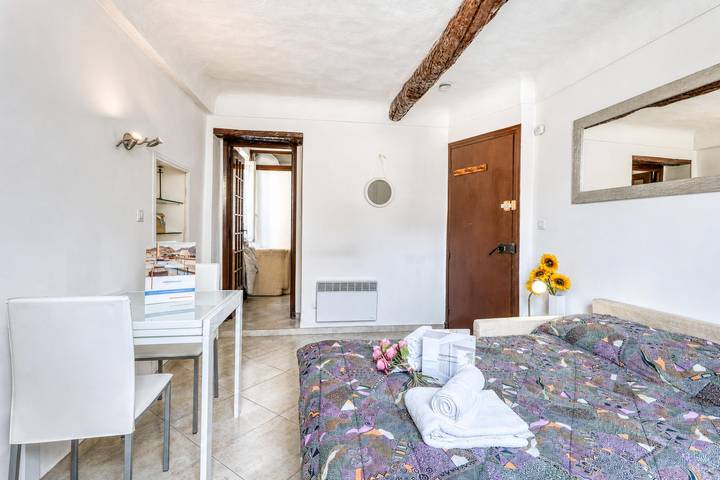 Appartement entier, Lovely Studio In Mountain Village in Breil-sur-Roya, Côte méditerranéenne (France)