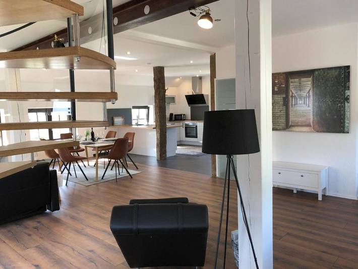 Location de vacances pour 6 personnes, avec Terrasse ainsi que Jardin et Vue à Perl - 2