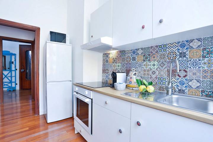 Ganze Wohnung, Ferienwohnung für 2 Personen mit Balkon/Terrasse in Neapel, Neapel Provinz