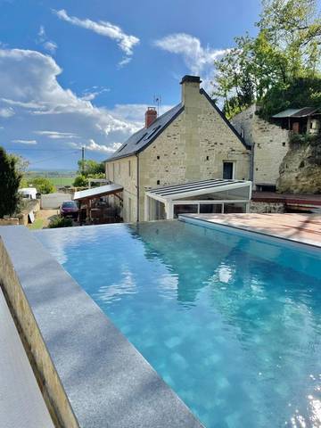 Chambre d’hôte pour 3 personnes, avec jacuzzi ainsi que jardin et piscine à Beaumont (Vienne)
