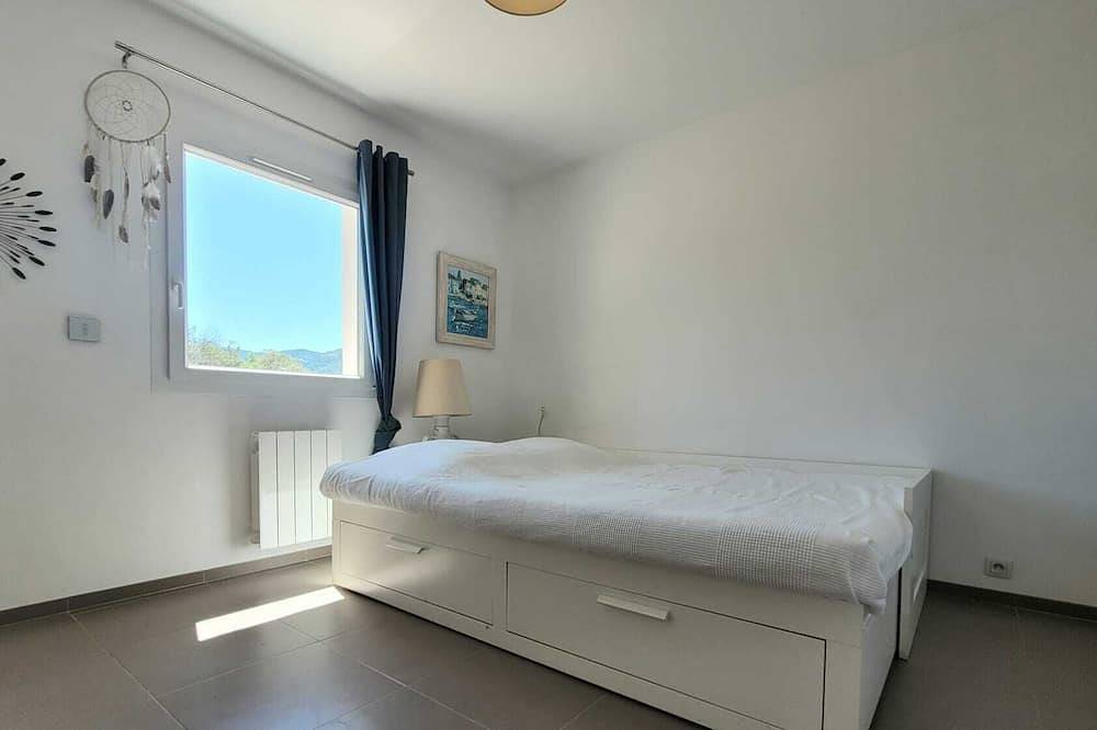 Zeitgenössische Villa mit modernem Pool in Pégomas, Cannes und Umgebung