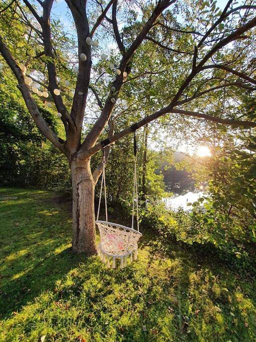 Ferienhaus für 6 Personen, mit Balkon und Whirlpool sowie Terrasse und Garten