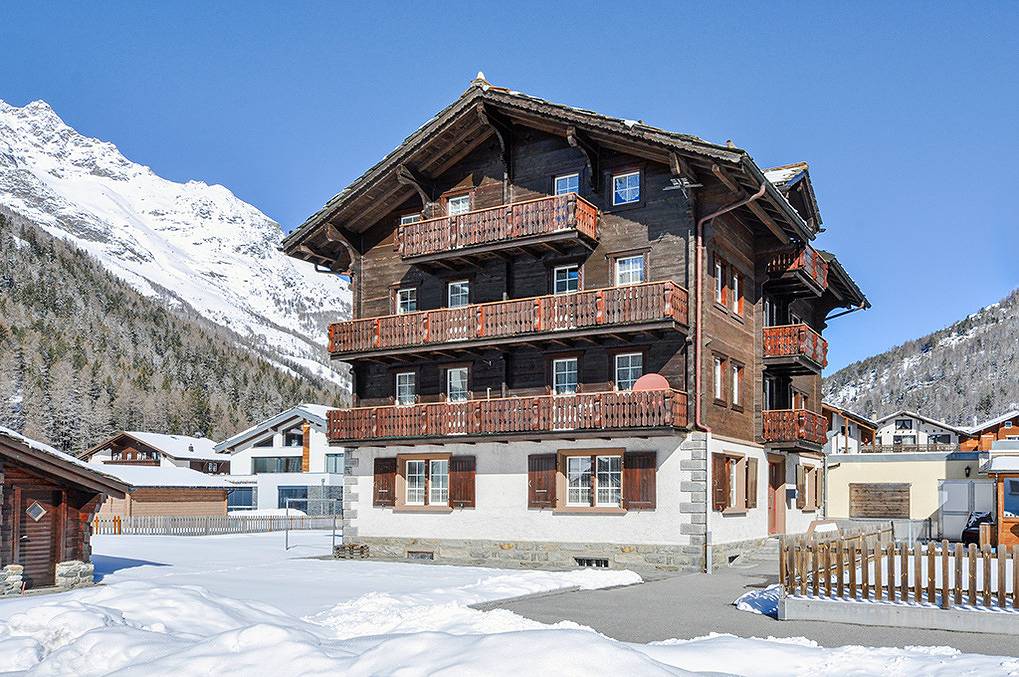 Geheel vakantieappartement, Vakantieappartement voor 6 personen met balkon in Saas-Grund, Walliser Alpen
