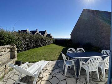 Location de vacances pour 7 personnes, avec terrasse et jardin dans Plage du Fogeo