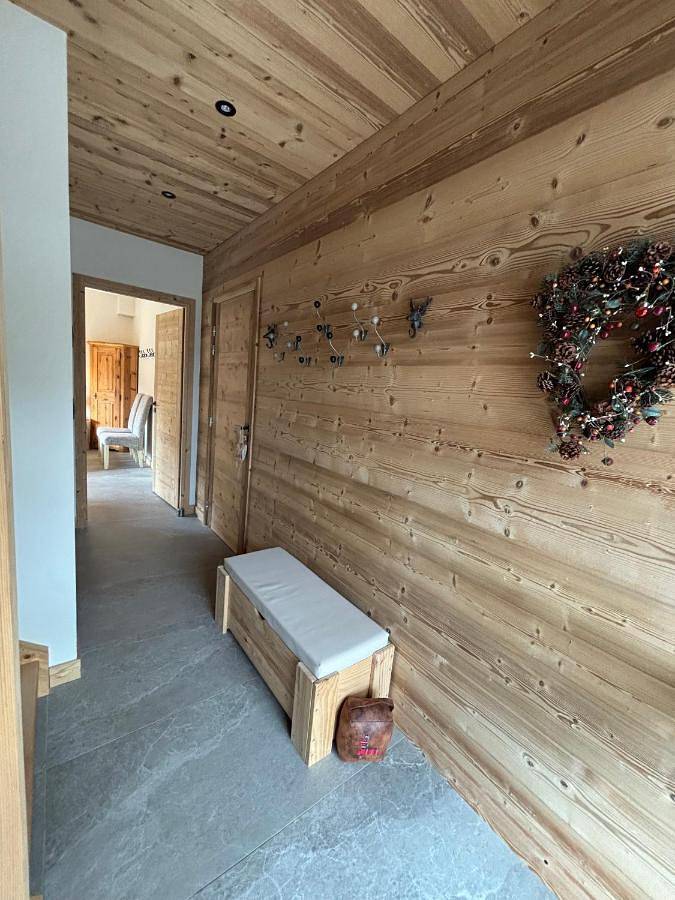 Gîte pour 12 personnes, avec vue et jardin à La Côte-d'Arbroz - 2