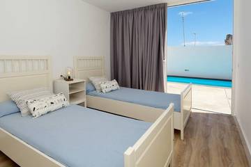 Villa for 4 People in Mojones, Tías, Photo 1