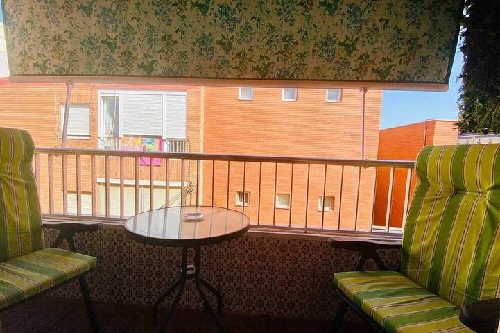 Apartamento de vacaciones para 6 personas, con balcón - 1