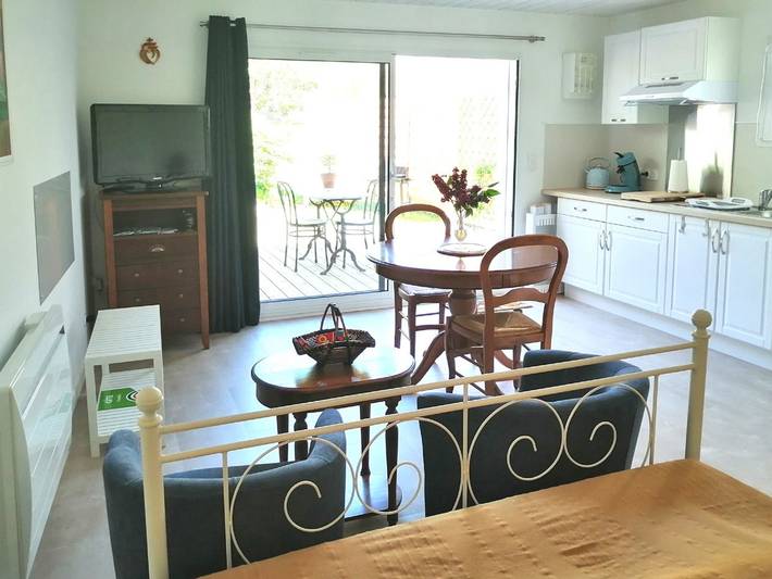 Ganze Wohnung, Gemütliches Studio, Nähe Zentrum und Strand, mit privater Terrasse und Grill in Saint-Jean-de-Monts, Vendée