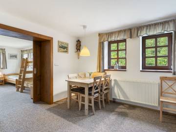 Chalet für 28 Personen in Harrachov, Nordböhmen, Bild 2
