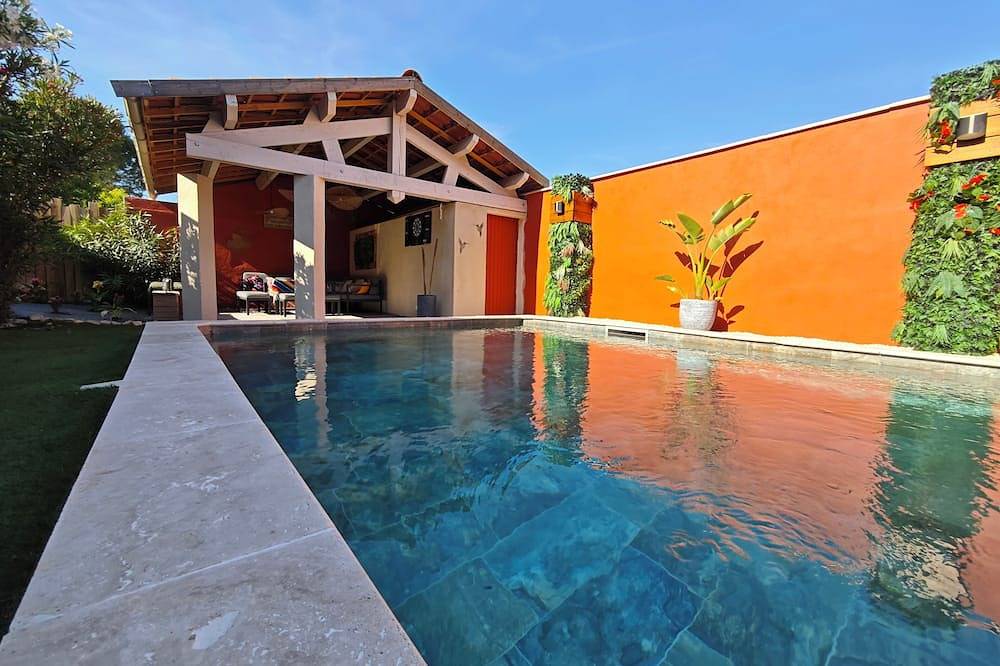Terre d'Aube - Villa with pool and jacuzzi in Roquemaure, Nimes und Umgebung