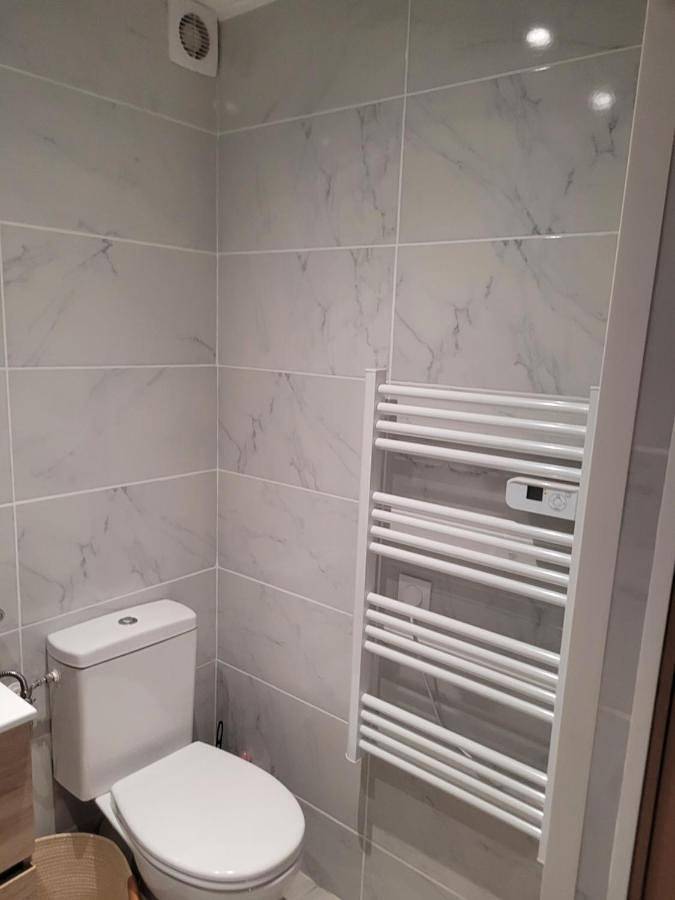 Gîte pour 2 personnes, avec terrasse et jacuzzi, animaux acceptés à Onet-le-Château - 2