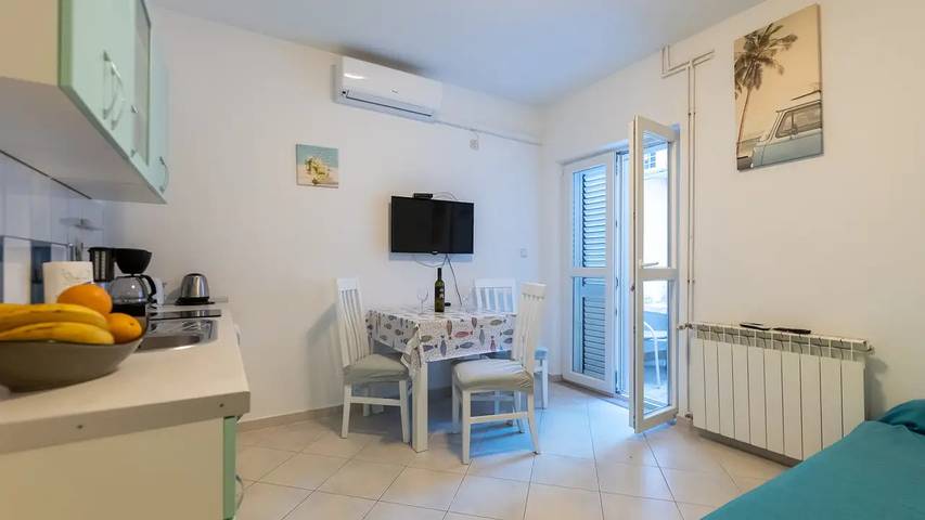 Gîte pour 3 personnes, avec terrasse à Stari Grad - 2