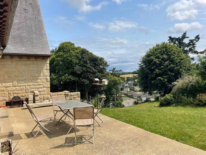 Location de vacances pour 6 personnes, avec vue ainsi que jardin et terrasse, animaux acceptés à Saint-Samson-sur-Rance - 4