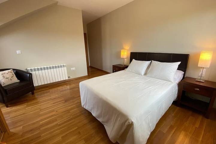Casa - Finca Completa Vincular in Villanueva de Arosa, Provincia de Pontevedra