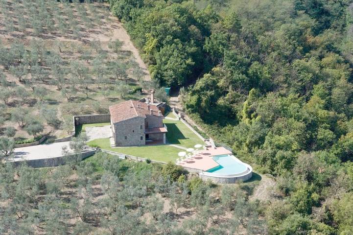 Ferienhaus für 2 Personen, mit Garten und Pool - 1