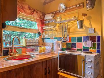 Cottage for 2 People in Alton Towers, Staffordshire, Photo 4