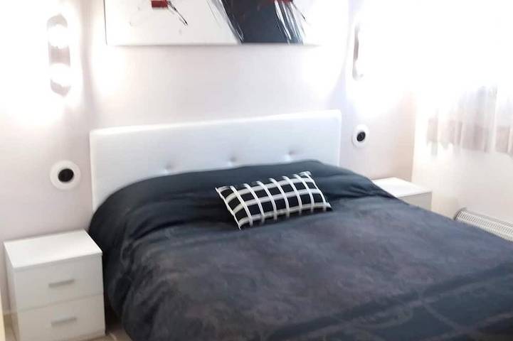 Apartamento entero, Moderno apartamento primera linea de mar con aire acondicionado in Platja de Sant Salvador (el Vendrell), Vendrell