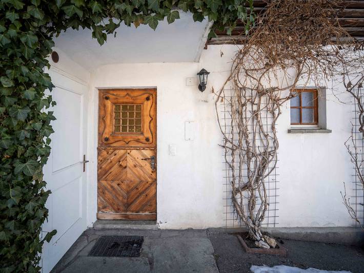 Ganze Ferienwohnung, Ferienwohnung Casa Fulin, Obersaxen Affeier - 3.5 Zimmer Ferienwohnung für max. 4 Pers. in Obersaxen, Obersaxen-Mundaun