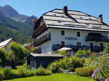 Chambre d’hôte pour 2 personnes, avec piscine ainsi que jardin et sauna, animaux acceptés à Arvieux