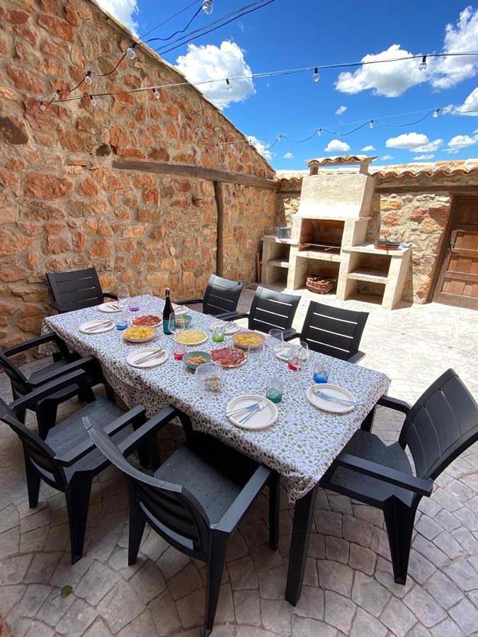 Casa de vacaciones para 8 personas, con vistas además de balcón y vistas al lago en Provincia de Guadalajara - 4