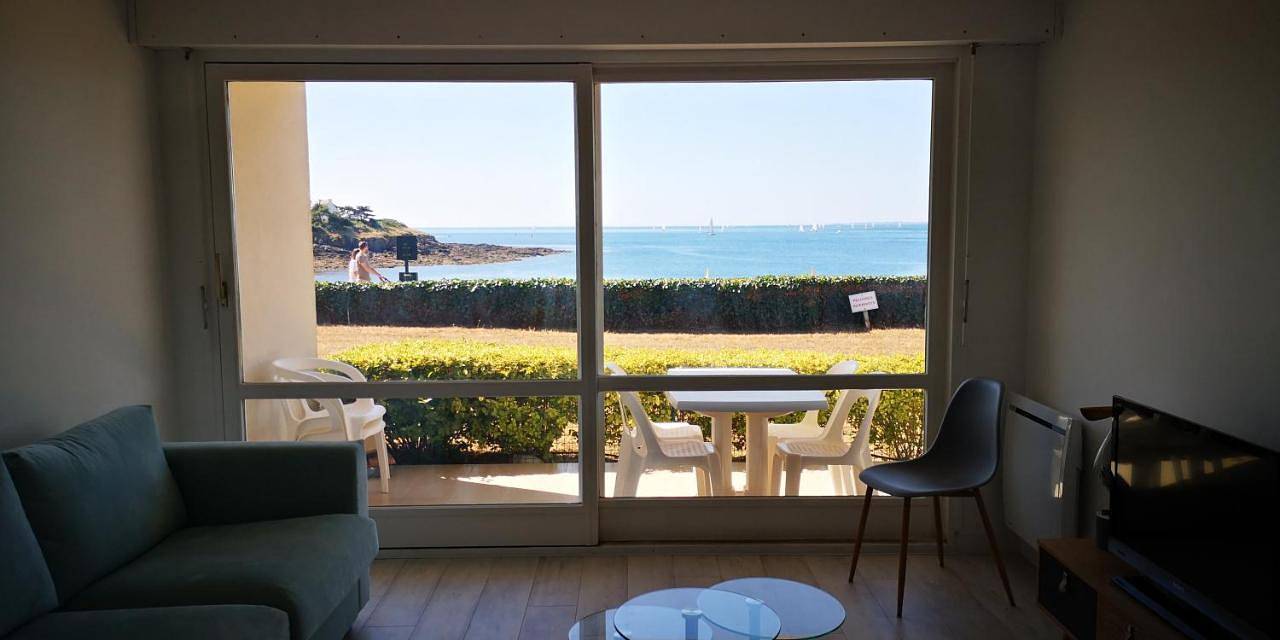Appartement entier, Appt entier Résidence de la Plage Vue Mer Port Navalo in Port Navalo, Arzon