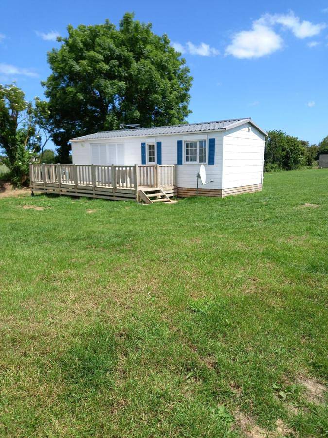 Camping pour 11 personnes, avec vue ainsi que terrasse et jardin