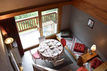 Gîte pour 5 personnes, avec balcon dans Patinoire De Meribel