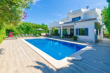 Villa in Santa Margalida, Mallorca Norden für 12 